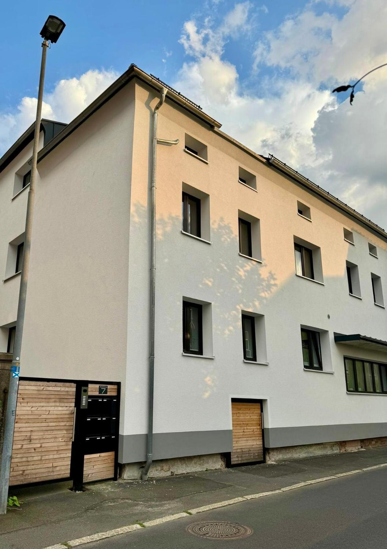 Schlossberg - Ferienwohnung Im Herzen Von Зельб Екстер'єр фото