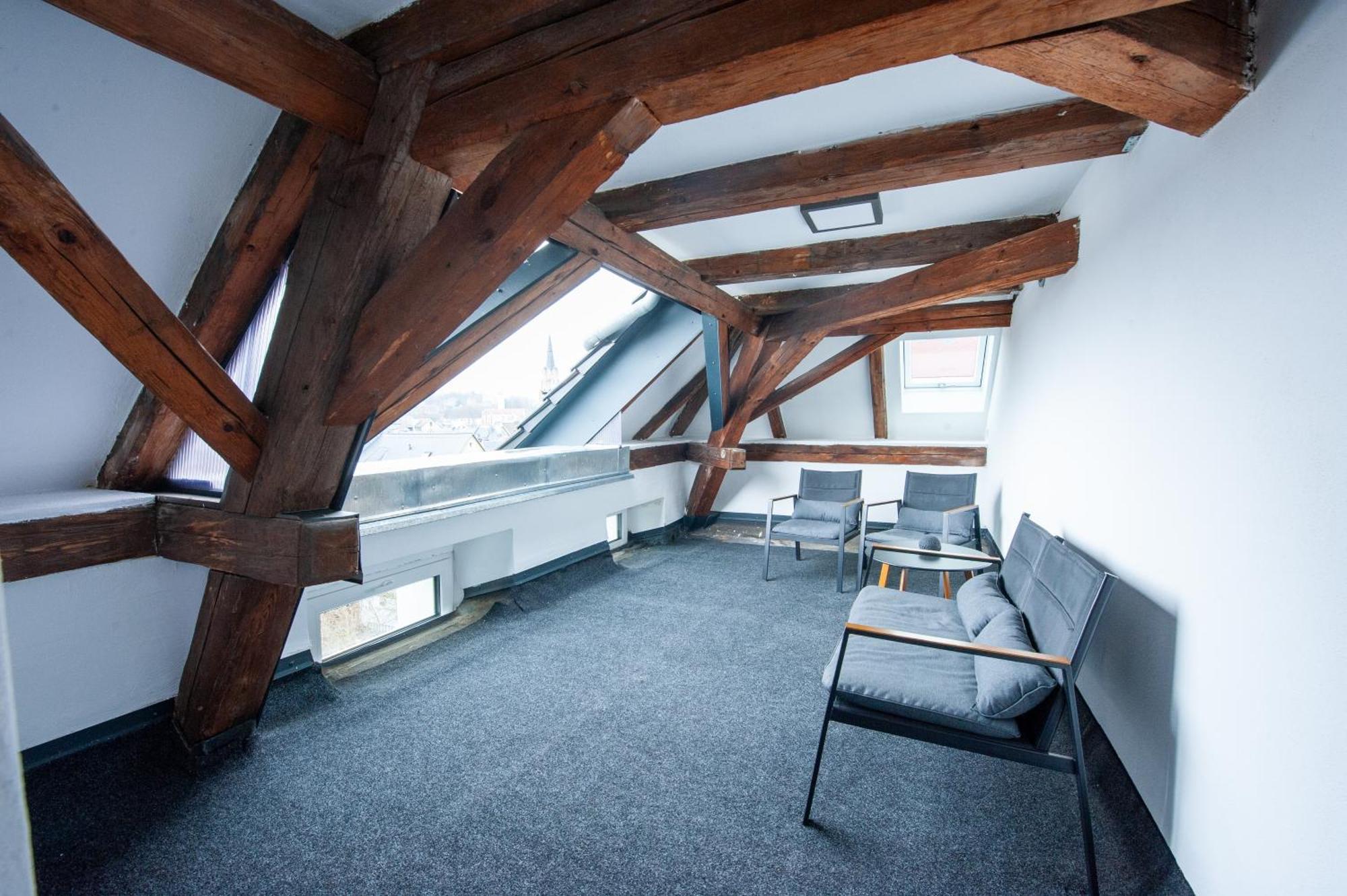 Schlossberg - Ferienwohnung Im Herzen Von Зельб Екстер'єр фото